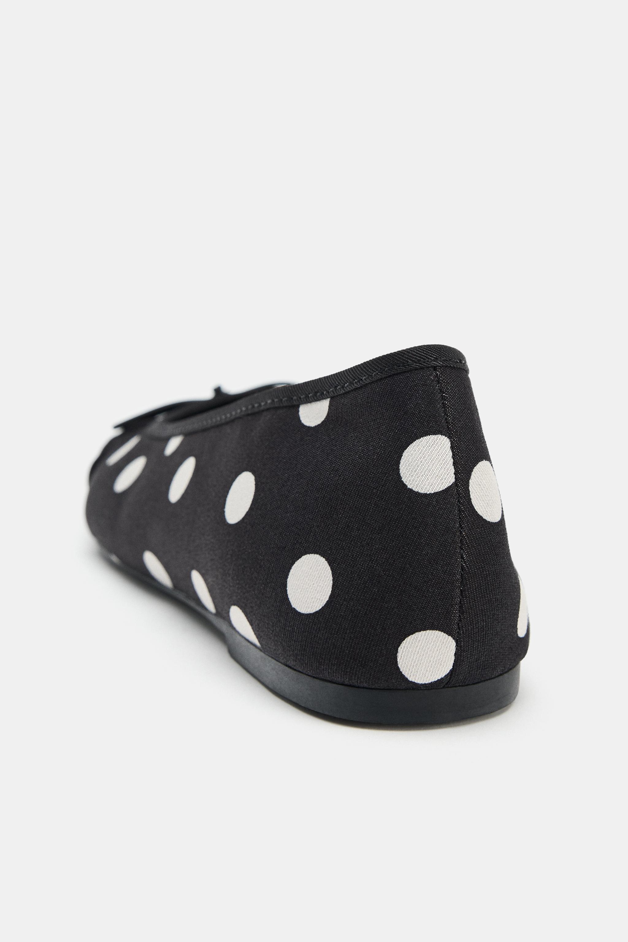POLKA DOT BALLET FLATS WITH BOW